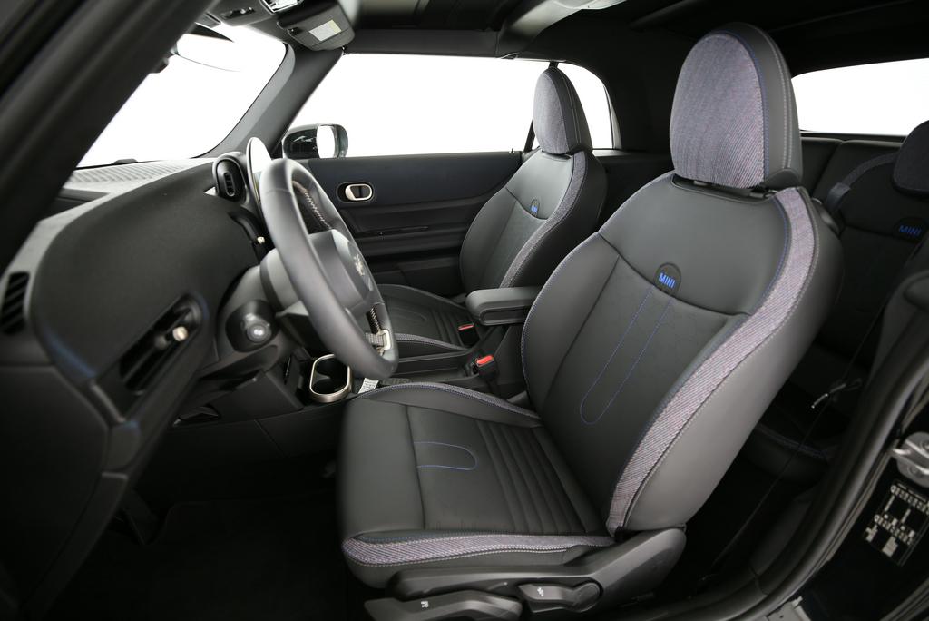 Mini Cabrio F67 2.0i Cooper – voiture d&rsquo;occasion à vendre à Crissier