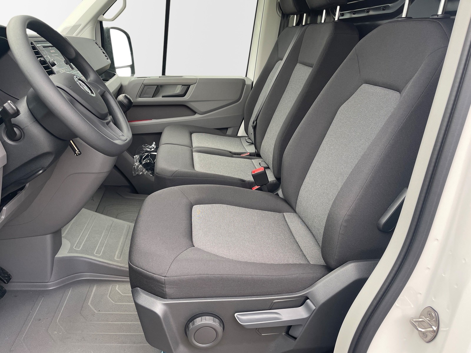 VW Crafter 35 2.0 TDI Entry L3 – utilitaire de démonstration à vendre à Thielle