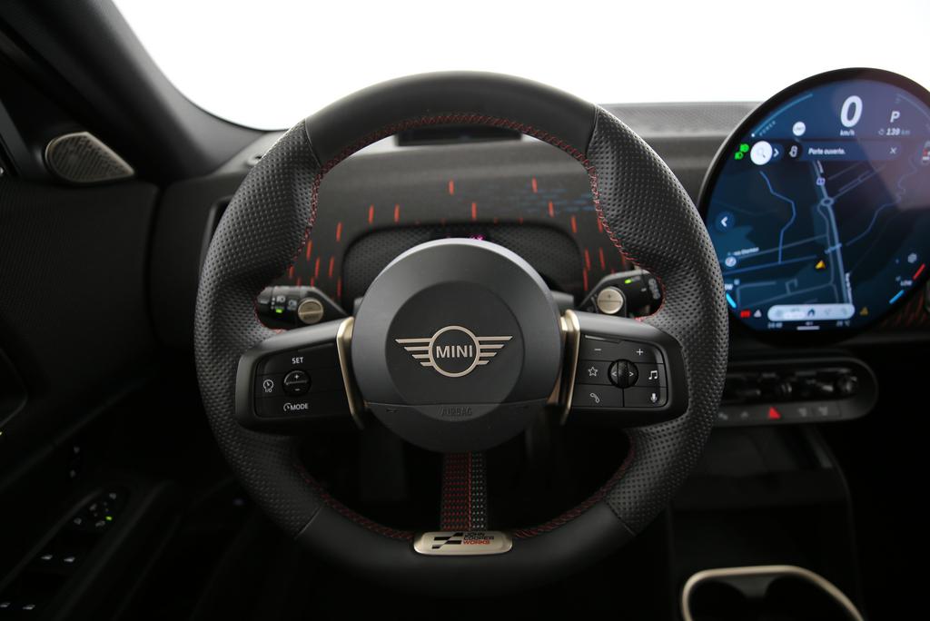 Mini Countryman F60 2.0i John Cooper Works – voiture d&rsquo;occasion à vendre à Crissier
