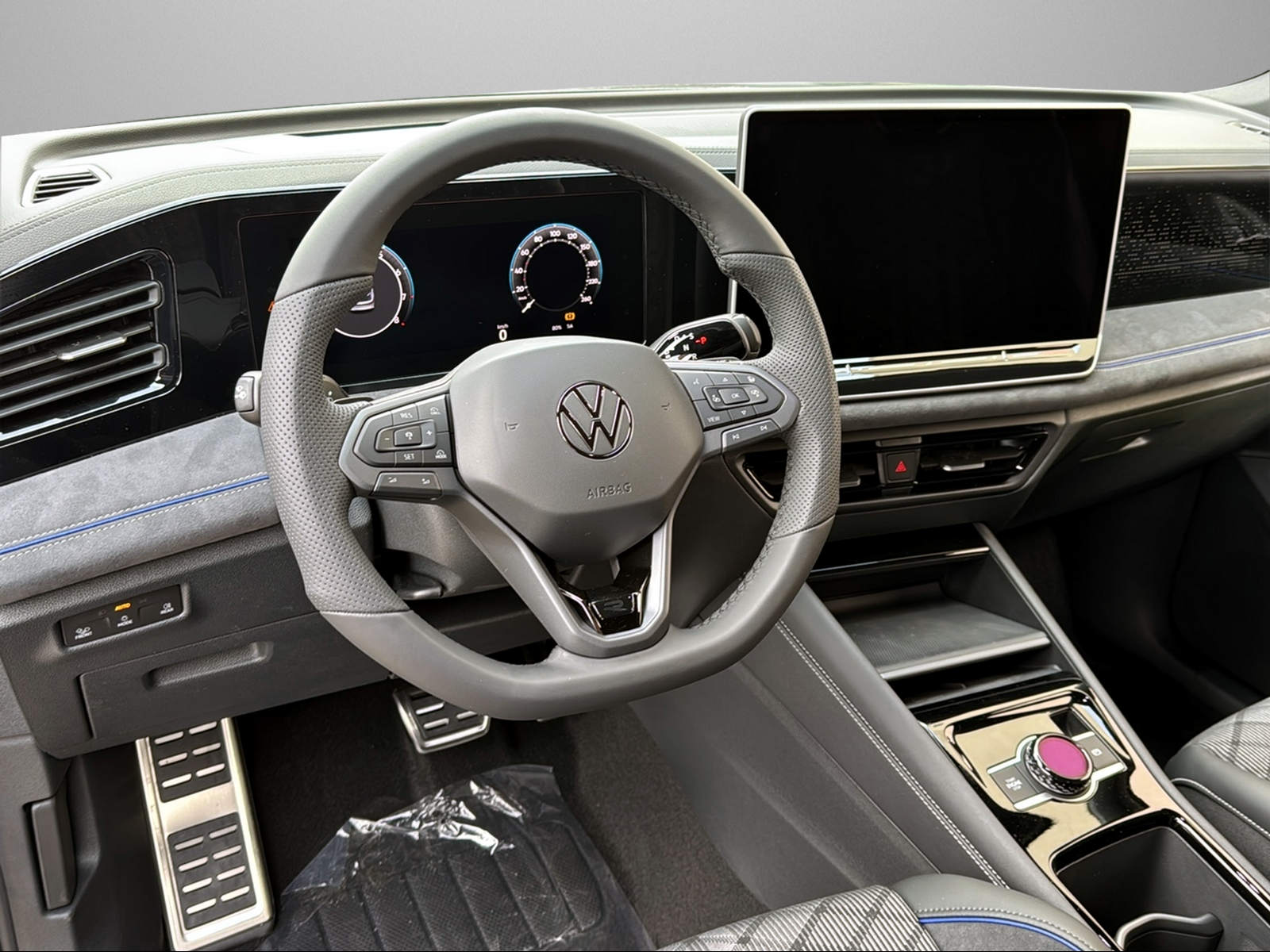 VW Tiguan 2.0 TSI DSG R-Line United – voiture neuve à vendre à Neuchâtel