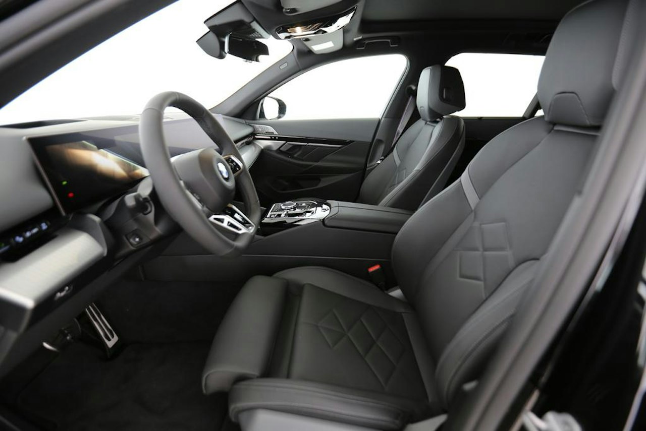 BMW 520d xDrive Touring – voiture neuve à vendre à Crissier