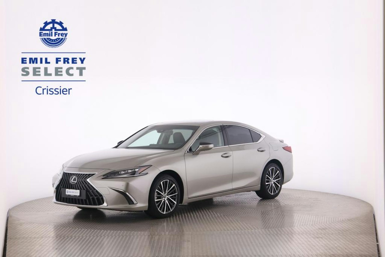 Lexus ES 300h Comfort – voiture d&rsquo;occasion à vendre à Crissier