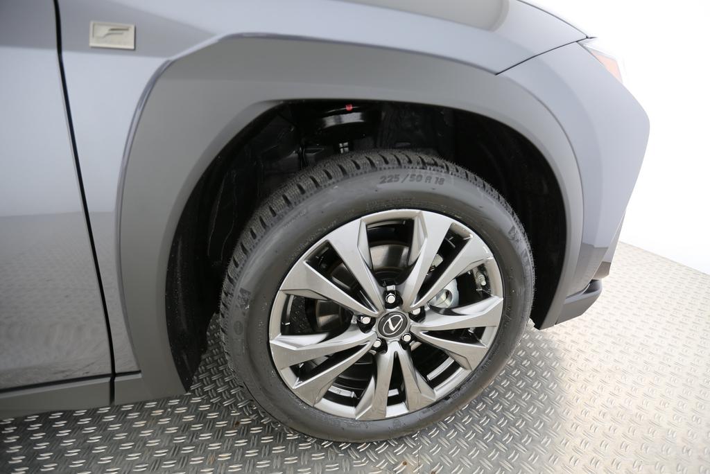 Lexus UX 300h F-Line – voiture neuve à vendre à Crissier
