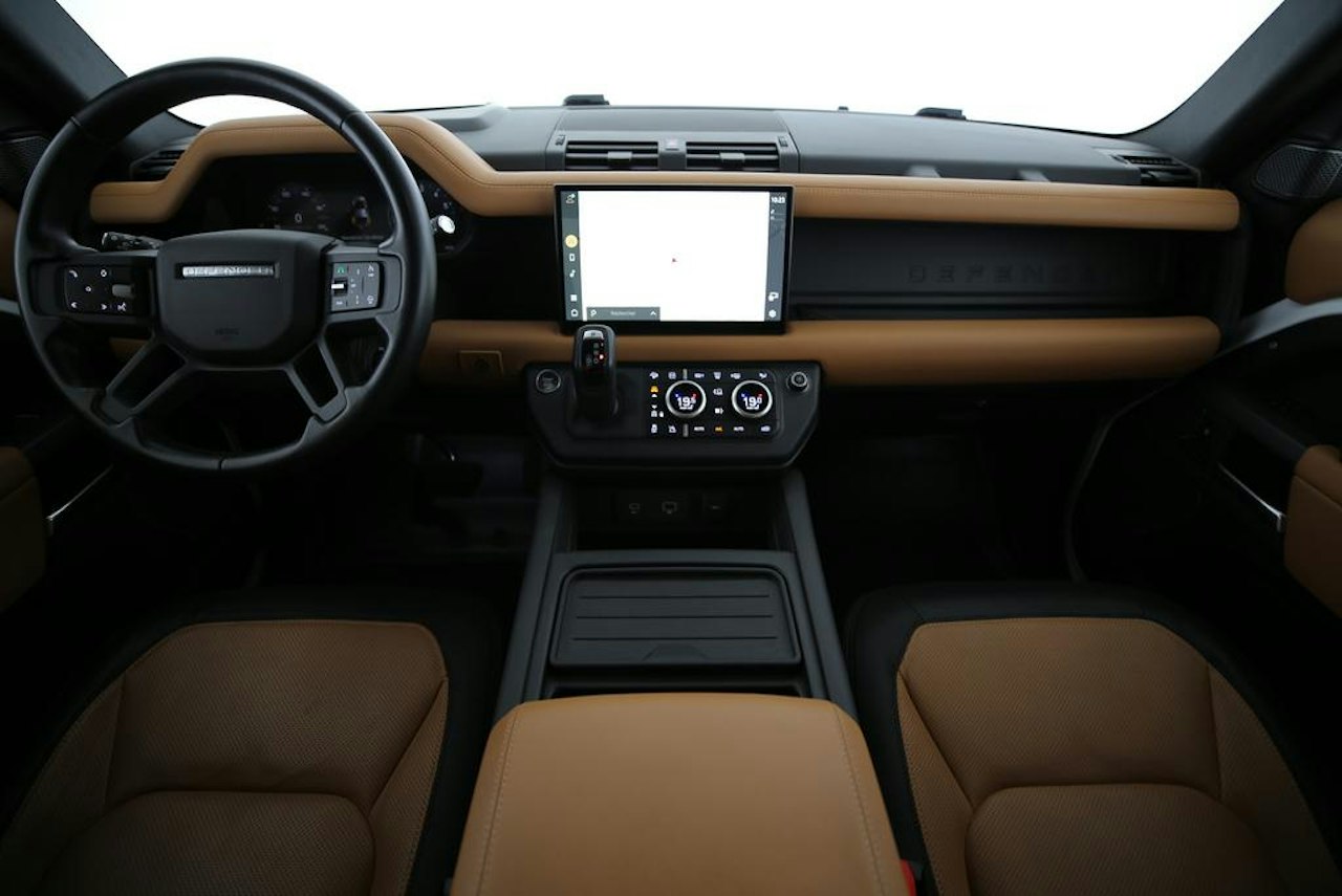 Land Rover Defender 110 2.0 P400e X-Dynamic – voiture d&rsquo;occasion à vendre à Crissier