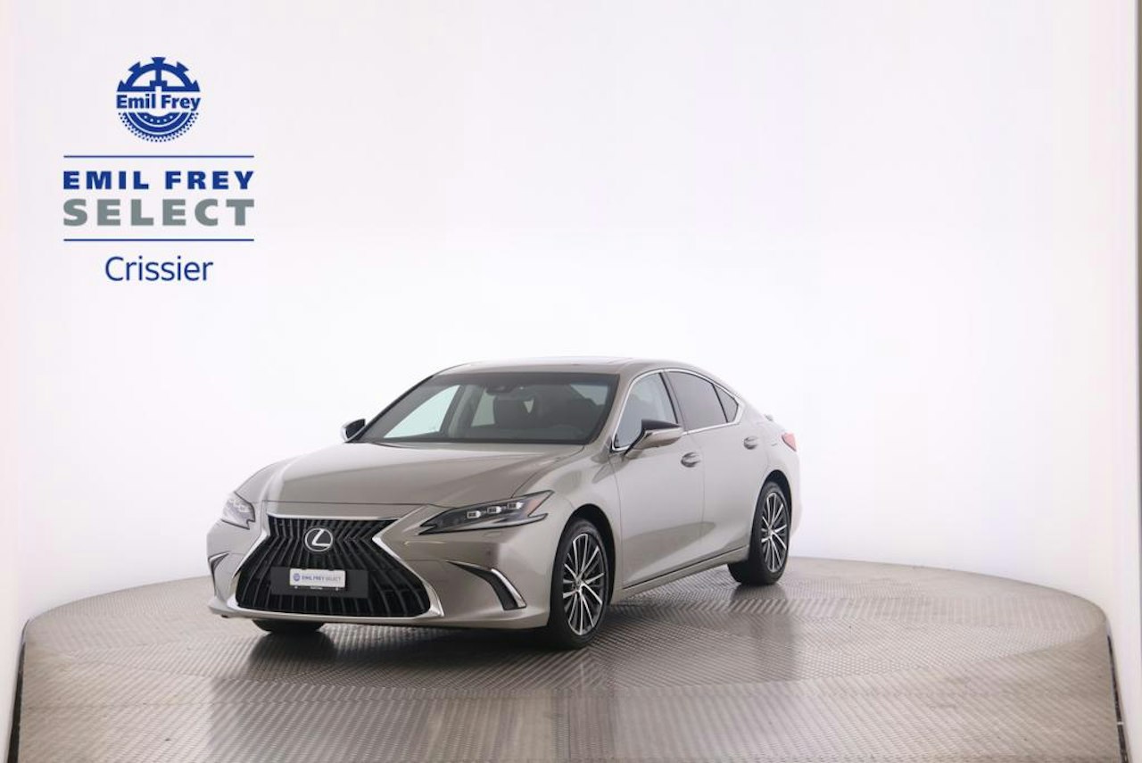 Lexus ES 300h Comfort – voiture d&rsquo;occasion à vendre à Crissier