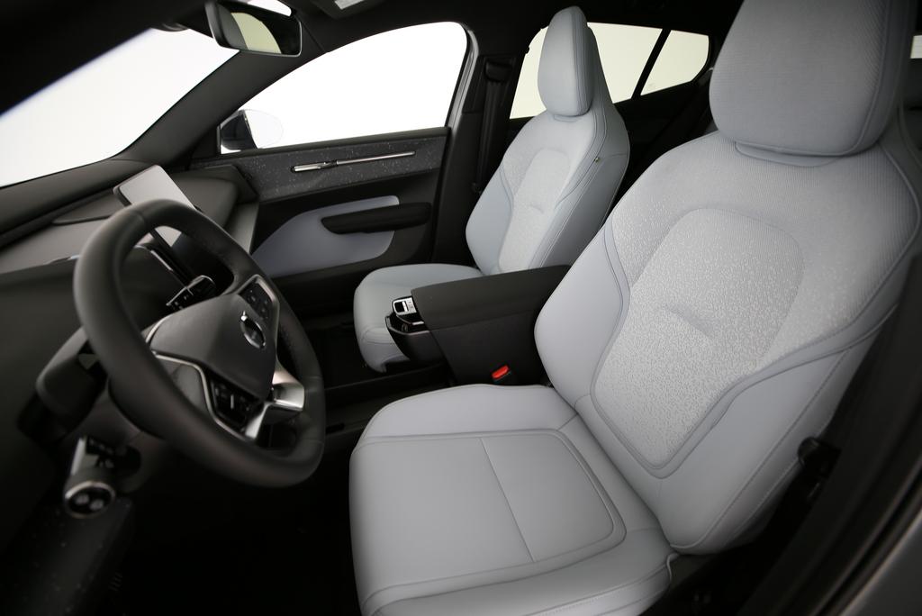 Volvo EX30 E60 Twin Ultra Performance AWD – voiture neuve à vendre à Crissier