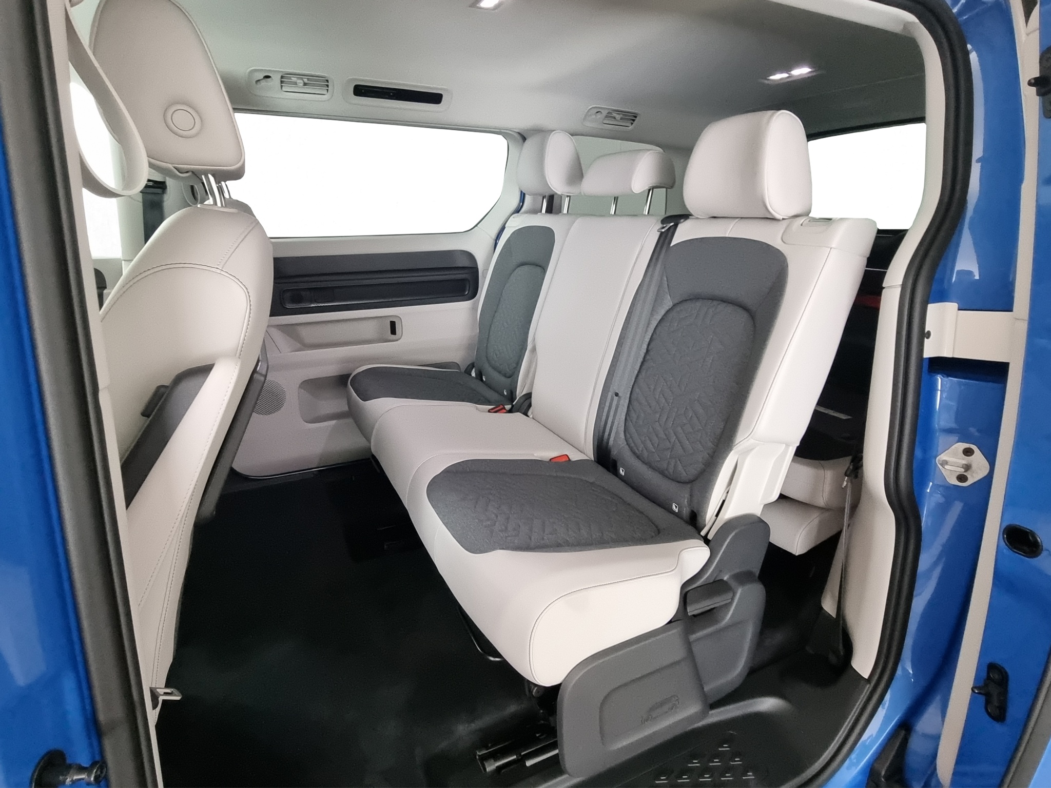 VW ID.Buzz LWB Pro (lang) 7-Sitzer – voiture neuve à vendre à Wohlen