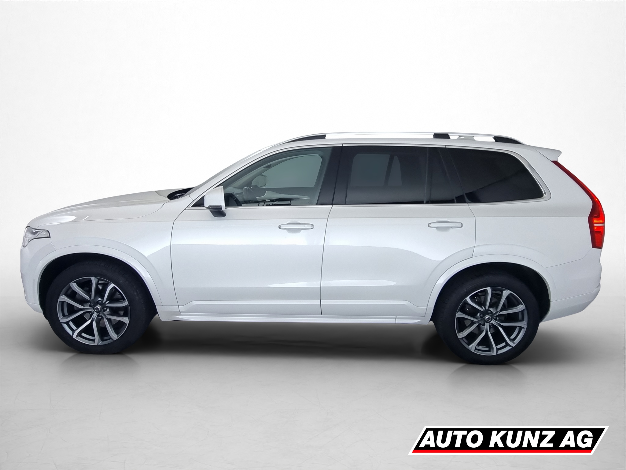 Volvo XC90 2.0 D5 Momentum 7P. – voiture d&rsquo;occasion à vendre à Wohlen