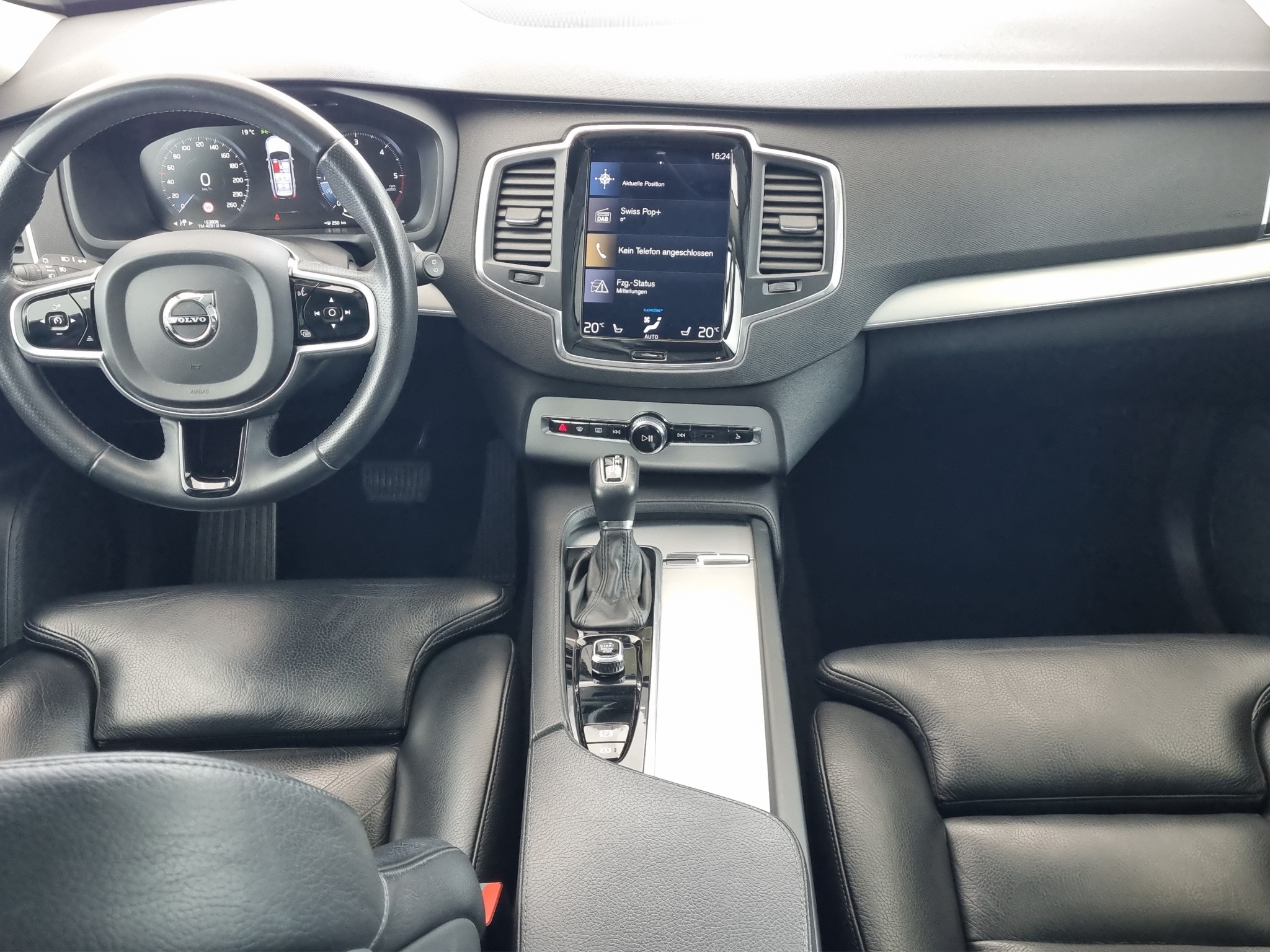 Volvo XC90 2.0 D5 Momentum 7P. – voiture d&rsquo;occasion à vendre à Wohlen