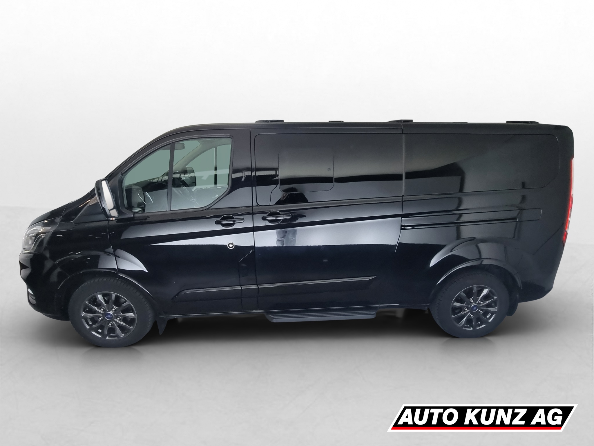 Ford Tourneo Custom 320 L2 2.0 – voiture d&rsquo;occasion à vendre à Wohlen