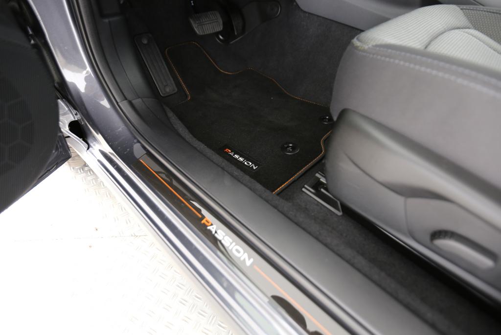 Subaru Crosstrek 2.0i e-Boxer Passion – voiture neuve à vendre à Crissier