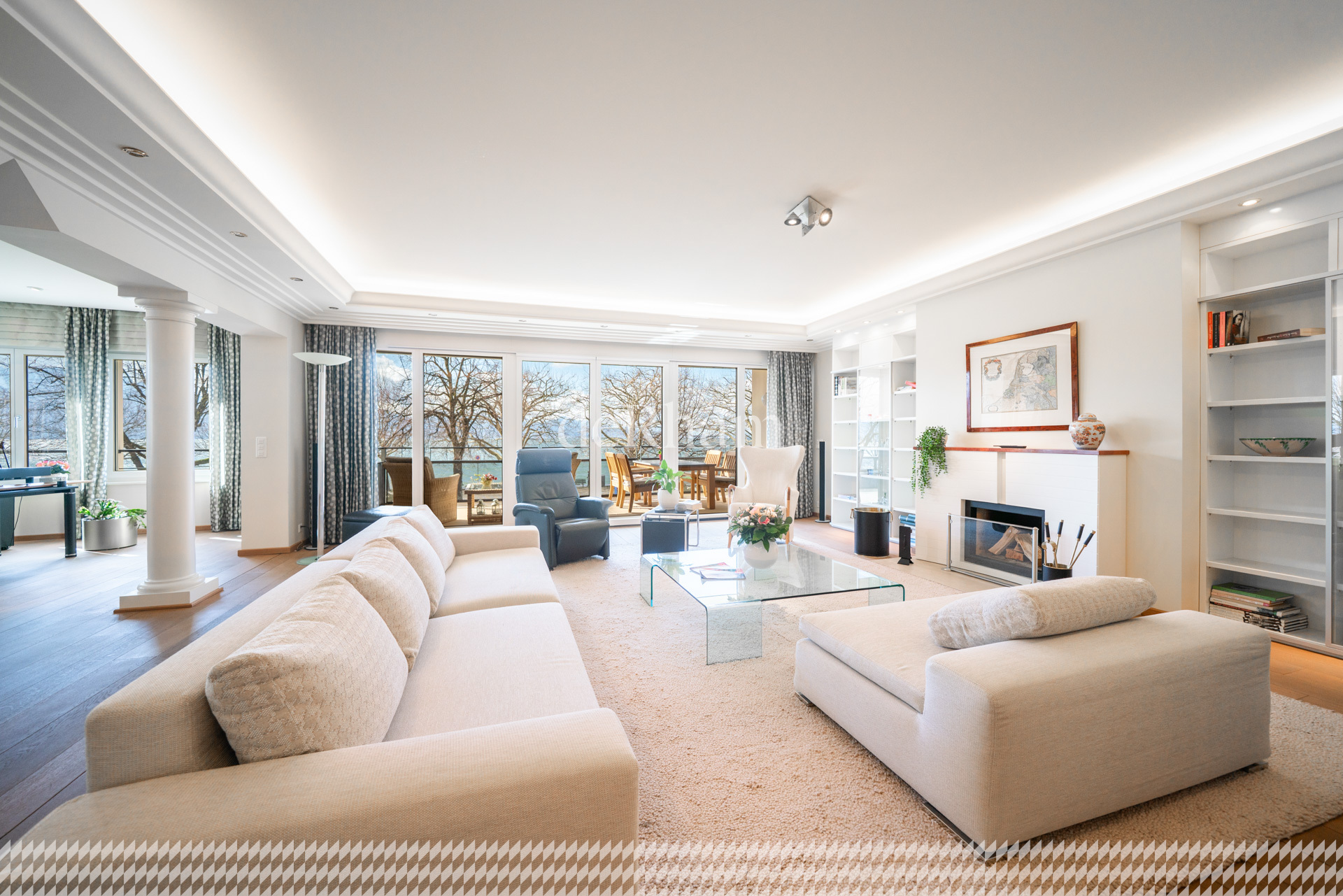 Appartement de 264 m2 PPE Bourg de Lutry – Premier front de Lac