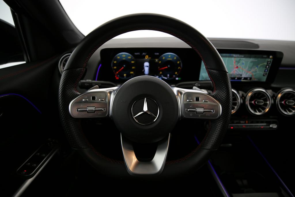 Mercedes-Benz GLB 250 AMG Line 4matic – voiture d&rsquo;occasion à vendre à Crissier