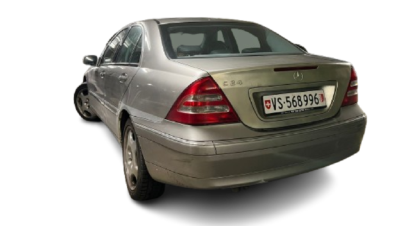 Location Mercedes-Benz C 240 4×4