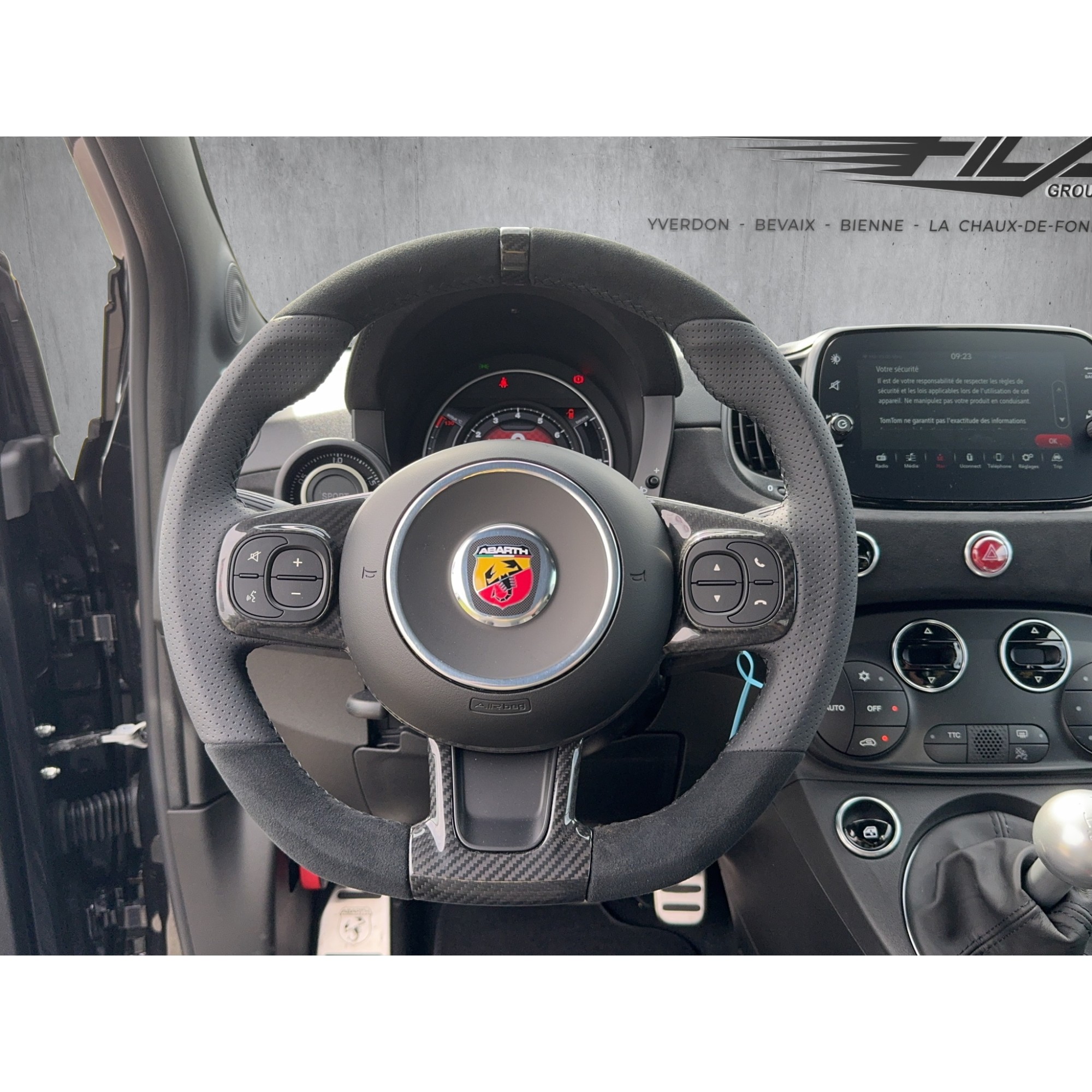 Abarth 695 Abarth 1.4 T-Jet 180 75 Annive