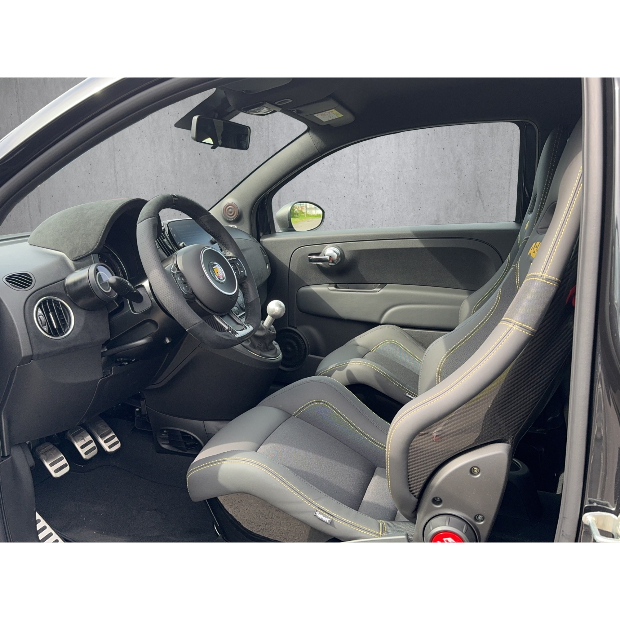 Abarth 695 Abarth 1.4 T-Jet 180 75 Annive