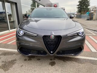 alfa-romeo-stelvio-20-q4-280-veloce