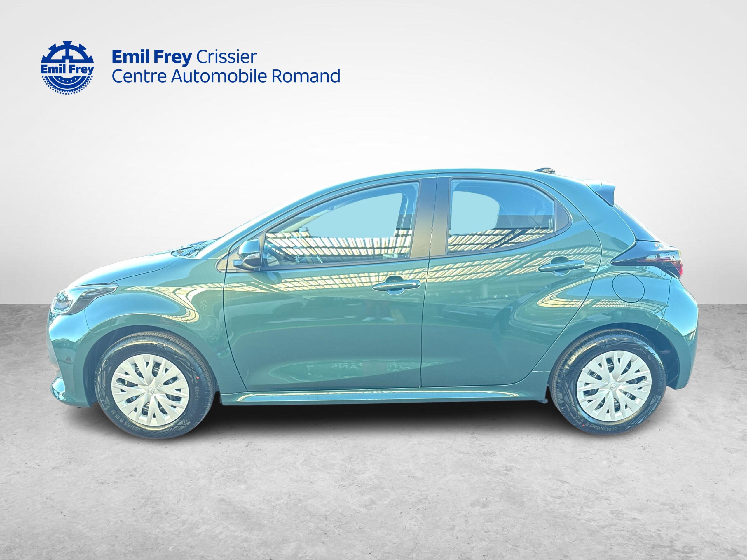 Toyota Yaris 1.5 VVT-i HSD Comfort – voiture neuve à vendre à Crissier