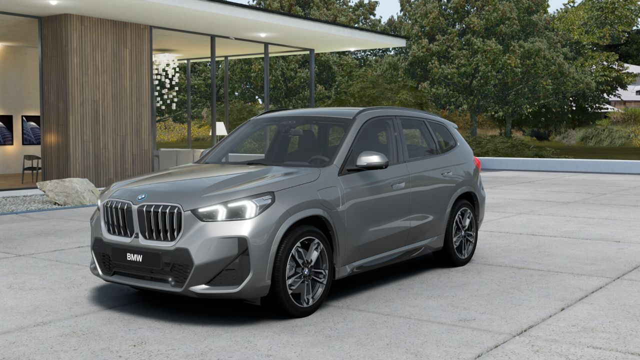 BMW X1 xDrive30e neuve – Spacesilber métallisé