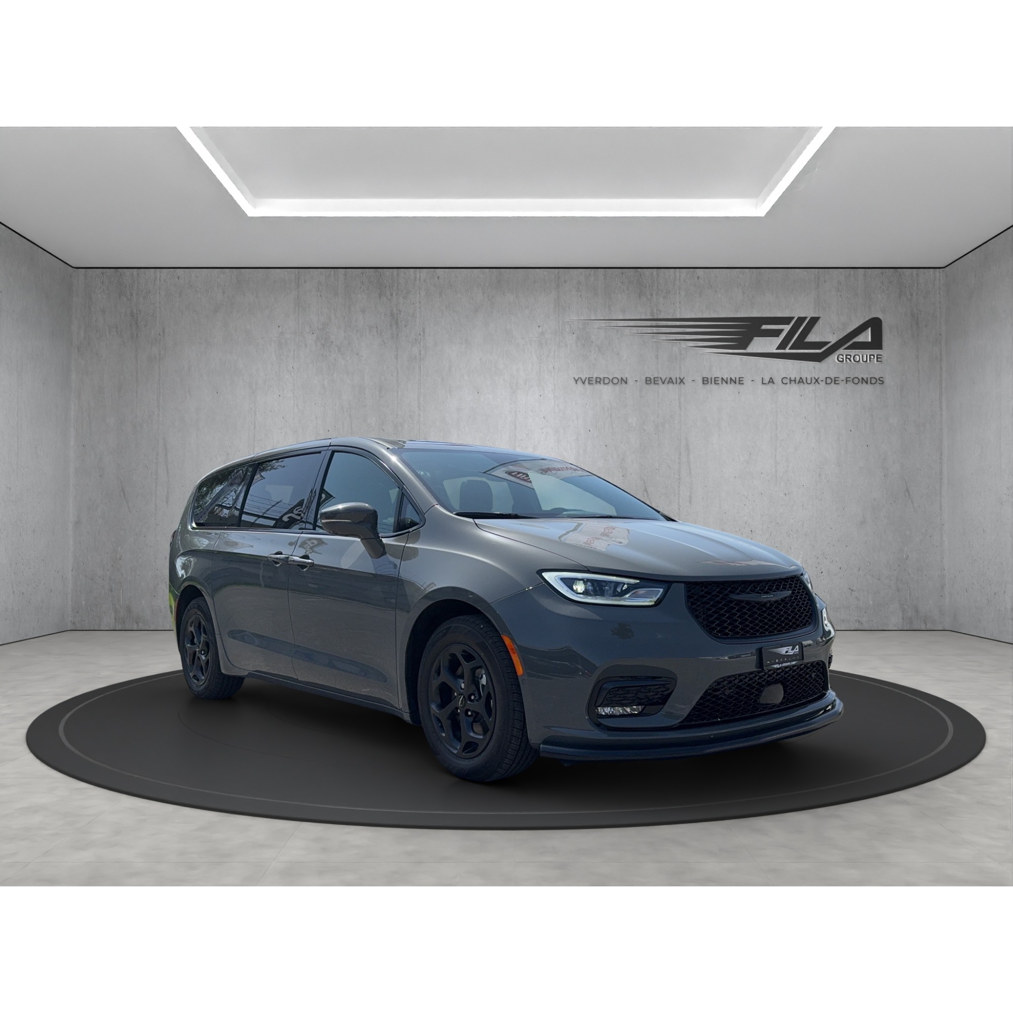 Chrysler PACIFICA Hybrid Limited S Appearance 3.