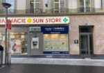 Vitrine publicitaire au centre-ville de Lausanne