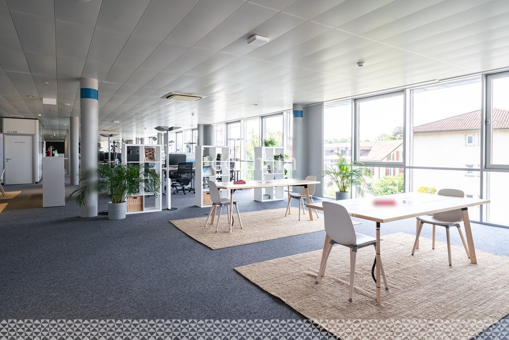 Bureaux modernes d&rsquo;env. 1120 m2 aux portes de la gare CFF
