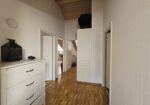 Bel appartement avec de beaux volumes.