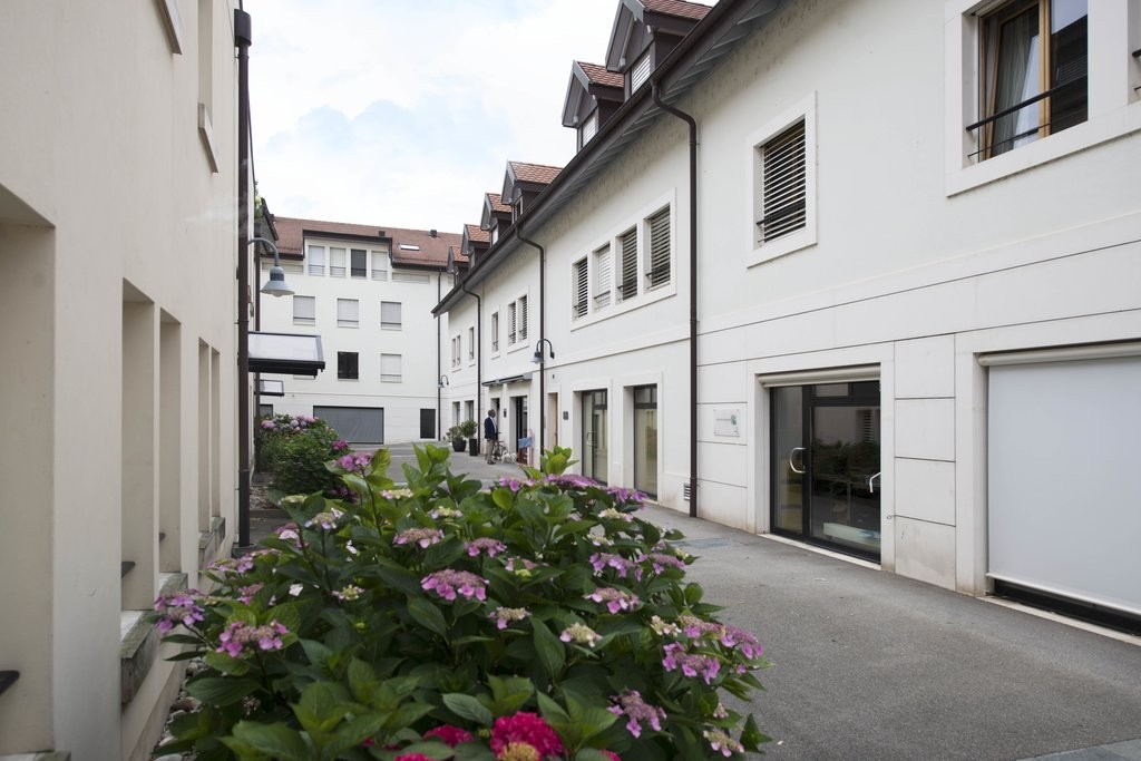 Bel appartement avec de beaux volumes.
