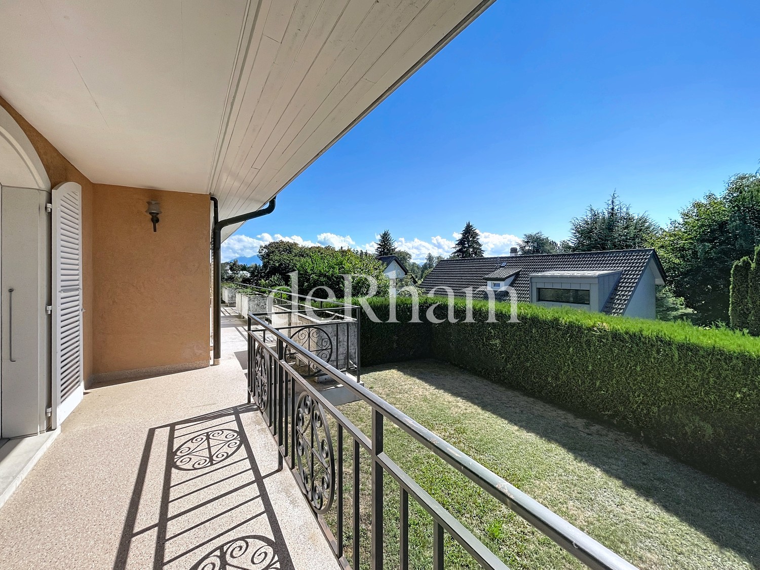 Bel appartement en duplex de 7 pièces avec jardin privatif!