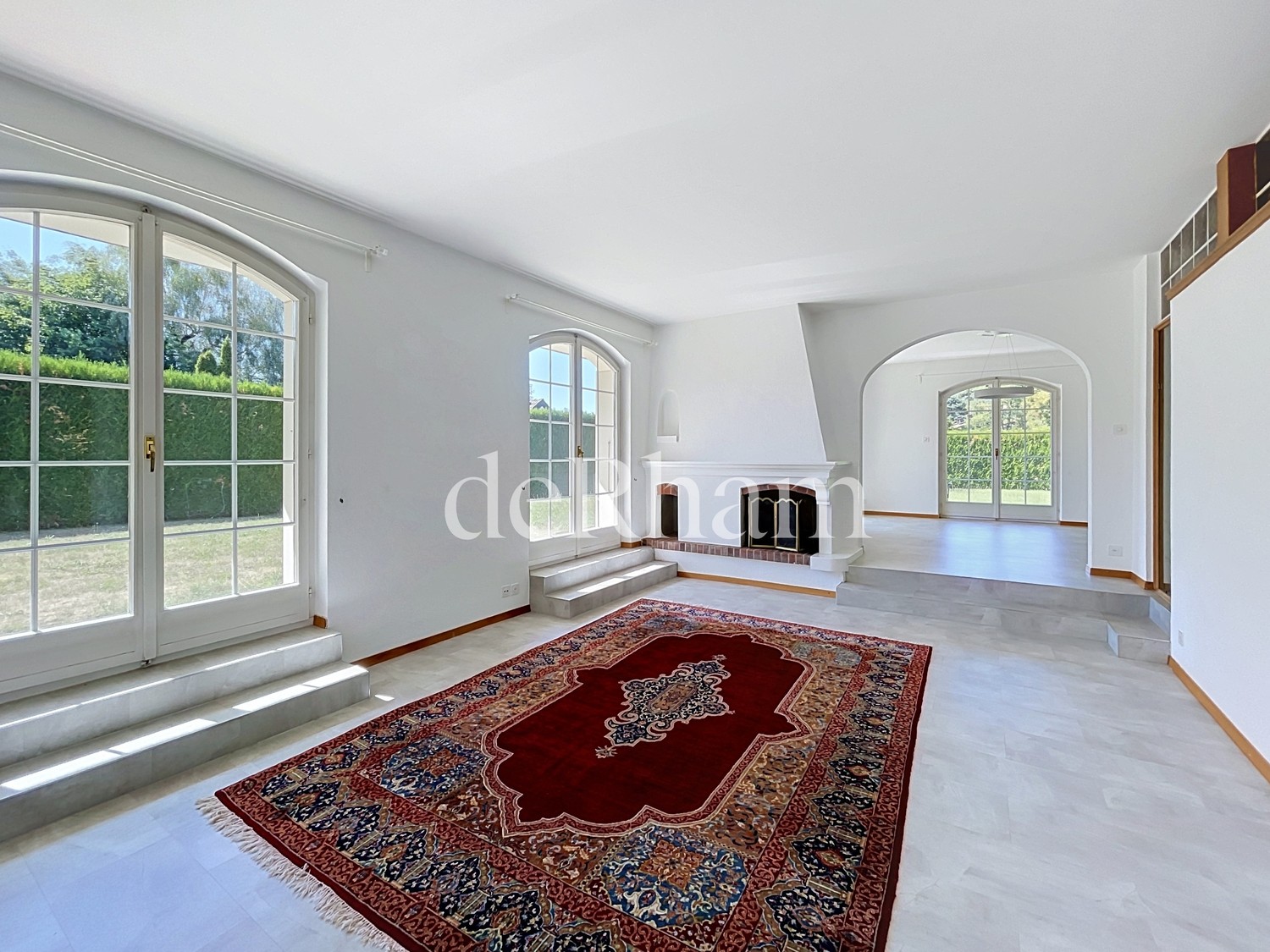 Bel appartement en duplex de 7 pièces avec jardin privatif!