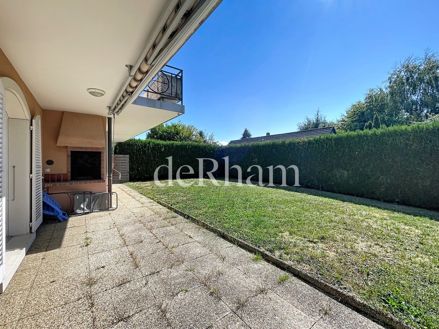 Bel appartement en duplex de 7 pièces avec jardin privatif!