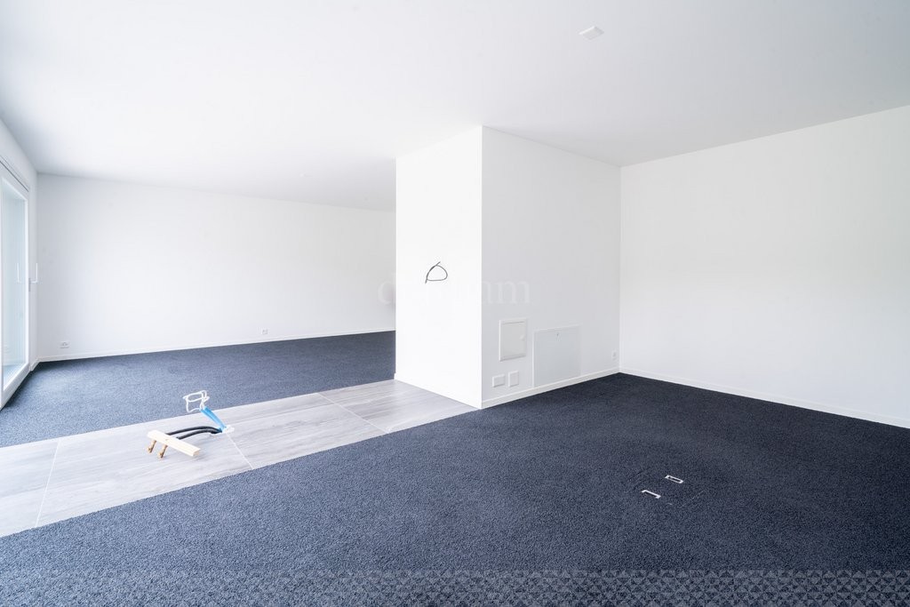 Belle surface au rez de chaussée avec terrasse privative