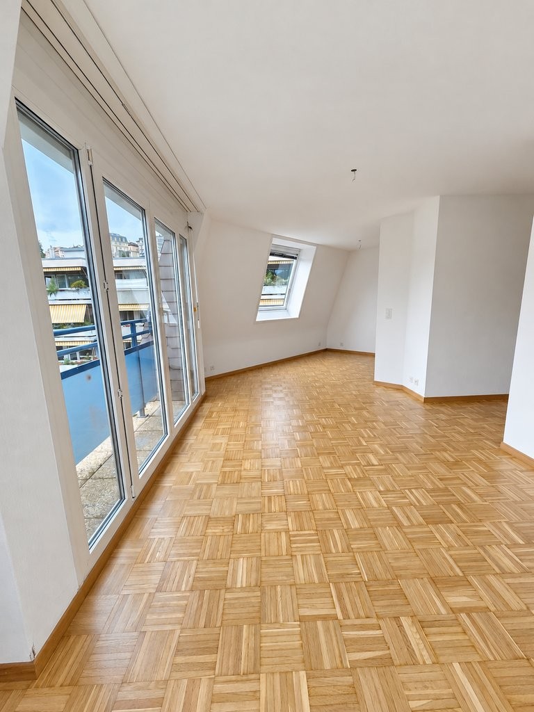 Appartement de 3.5 pièces au 5ème étage avec poste de conciergerie