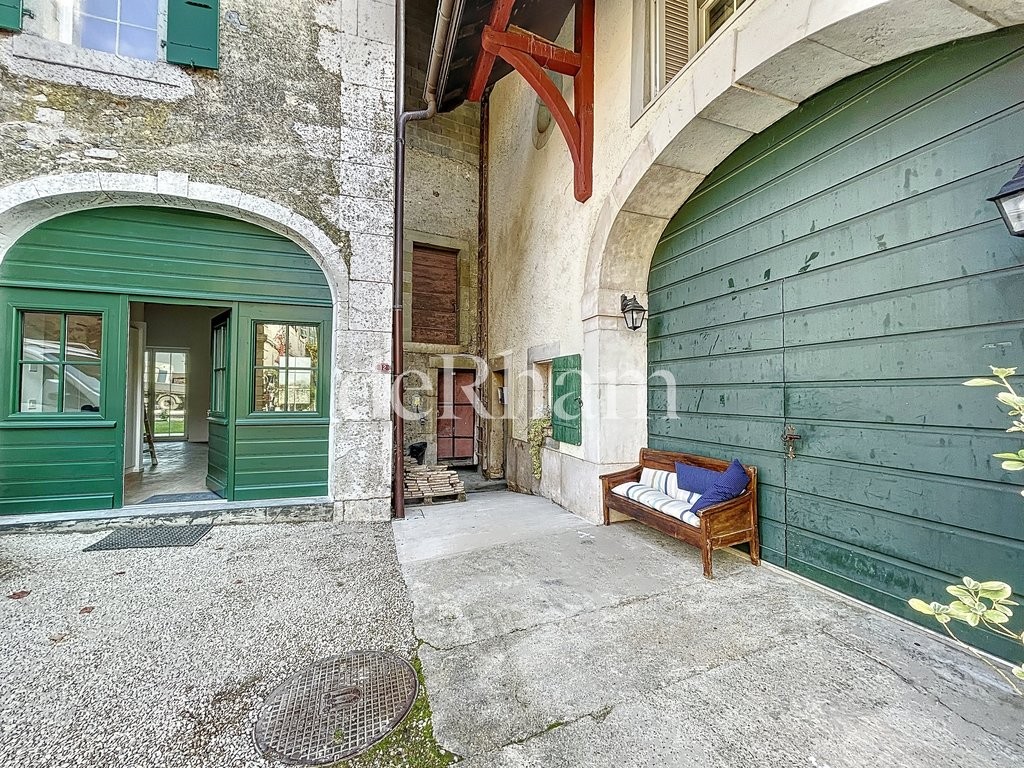 Magnifique appartement de 118m2 de 4.5 pièces à Féchy avec jardin