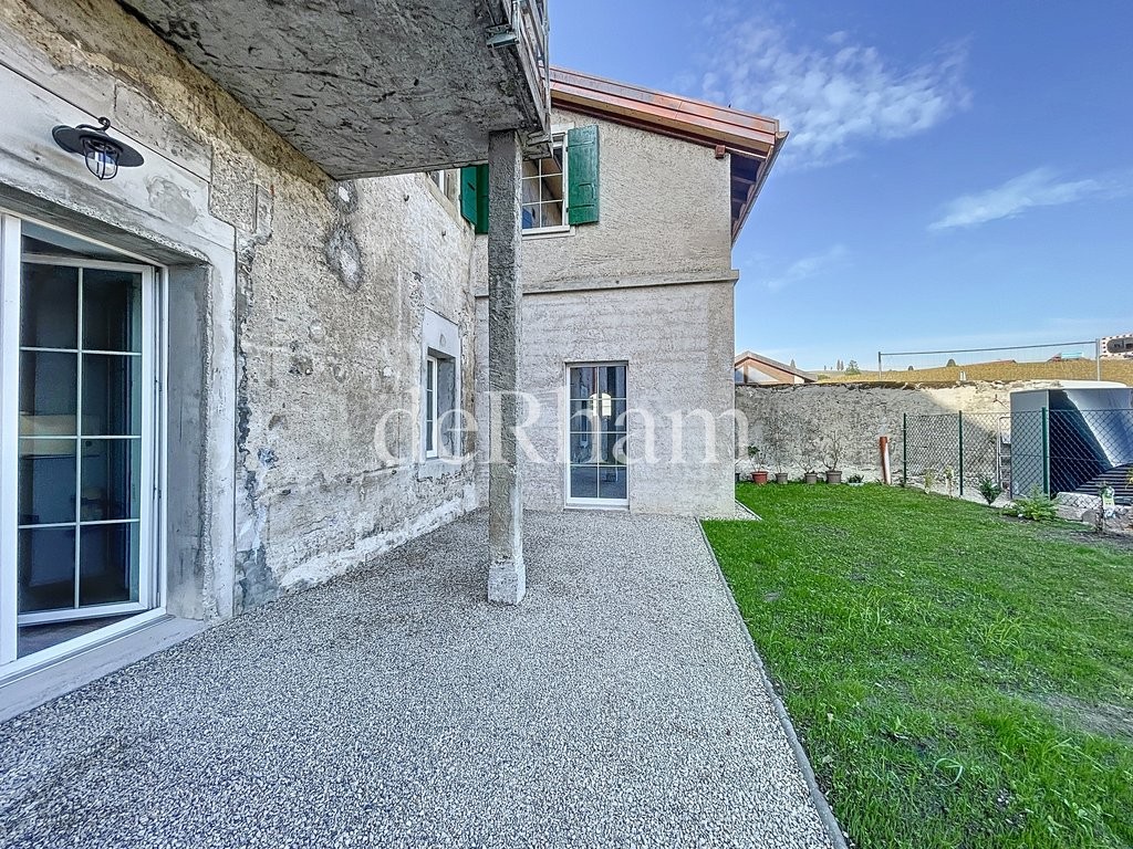 Magnifique appartement de 118m2 de 4.5 pièces à Féchy avec jardin
