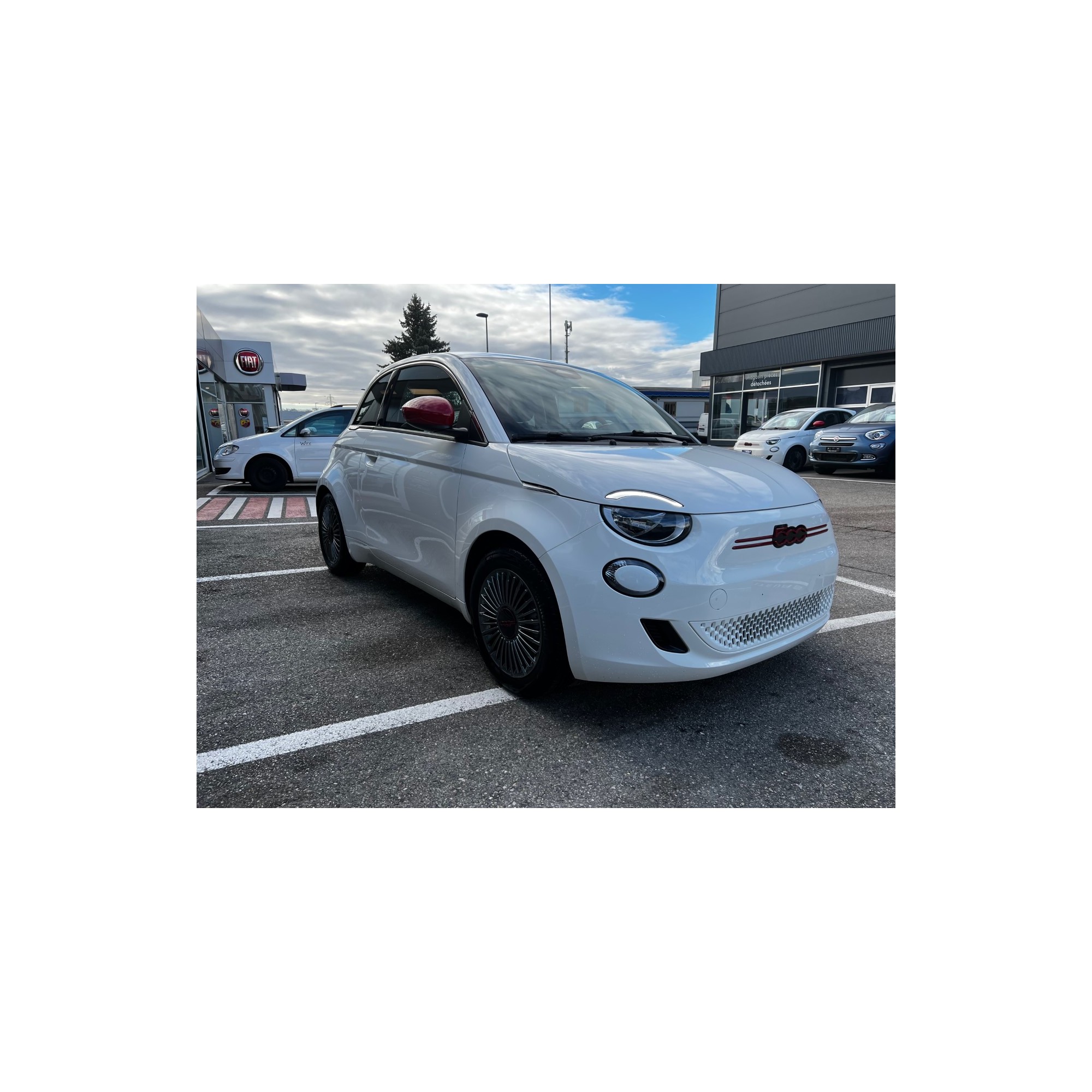 Fiat 500 E Berline RED