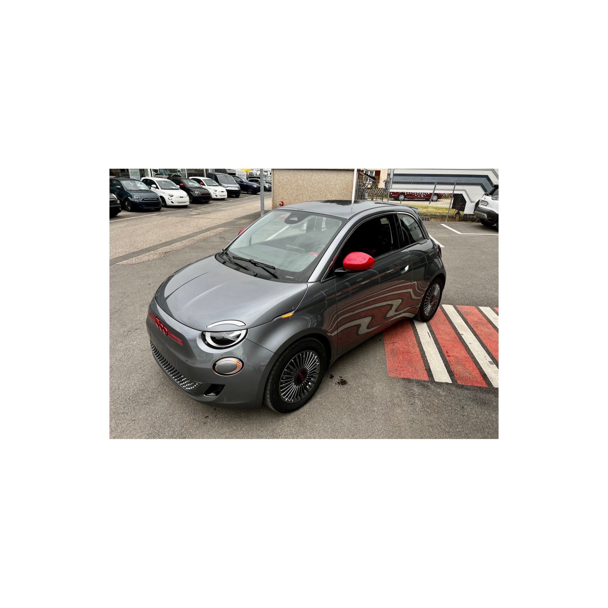 Fiat 500 E Berline RED