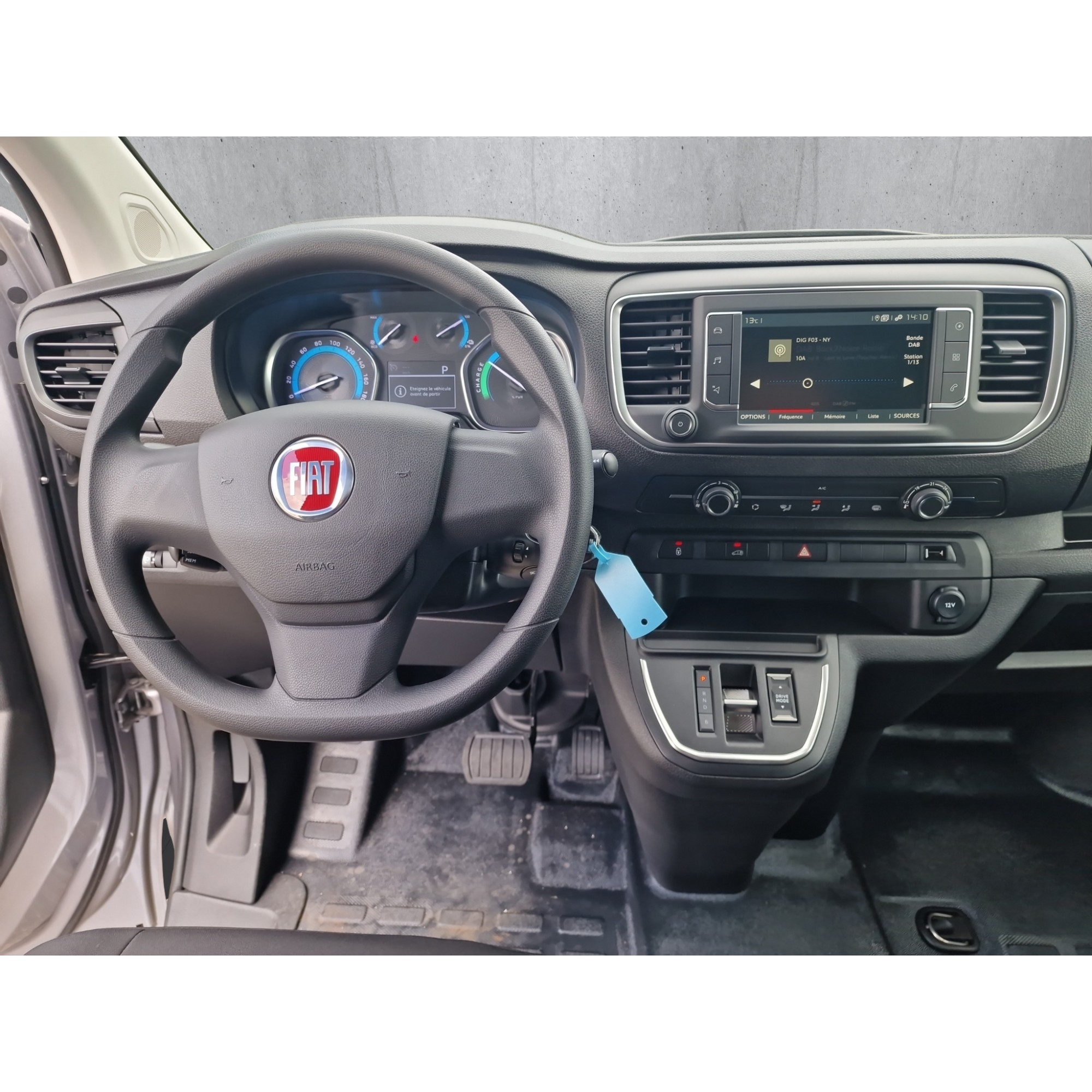 Fiat E-Scudo fourg. L2 75 kWh Swiss Edition