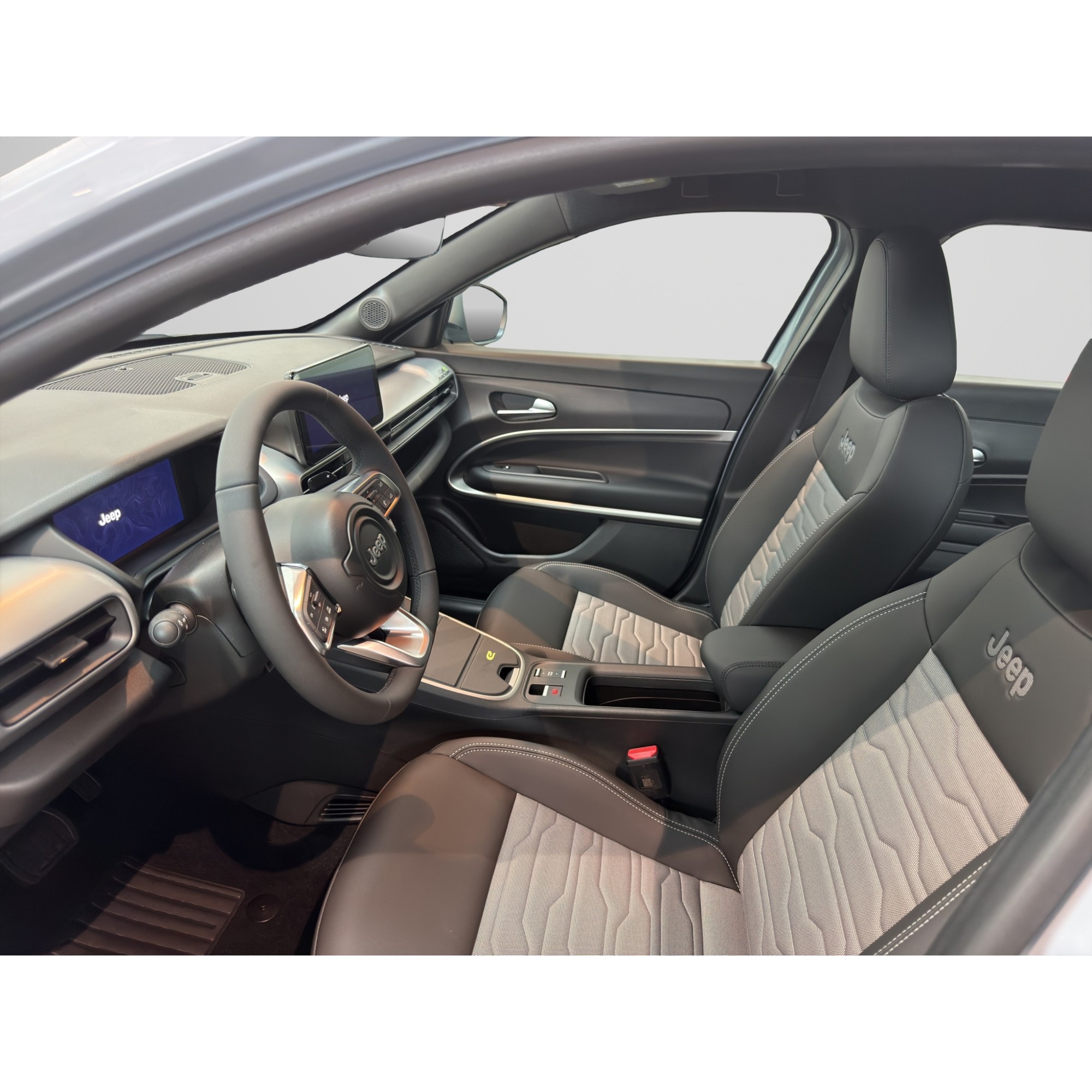 Jeep AVENGER 1.2 MHEV Upland 4xe