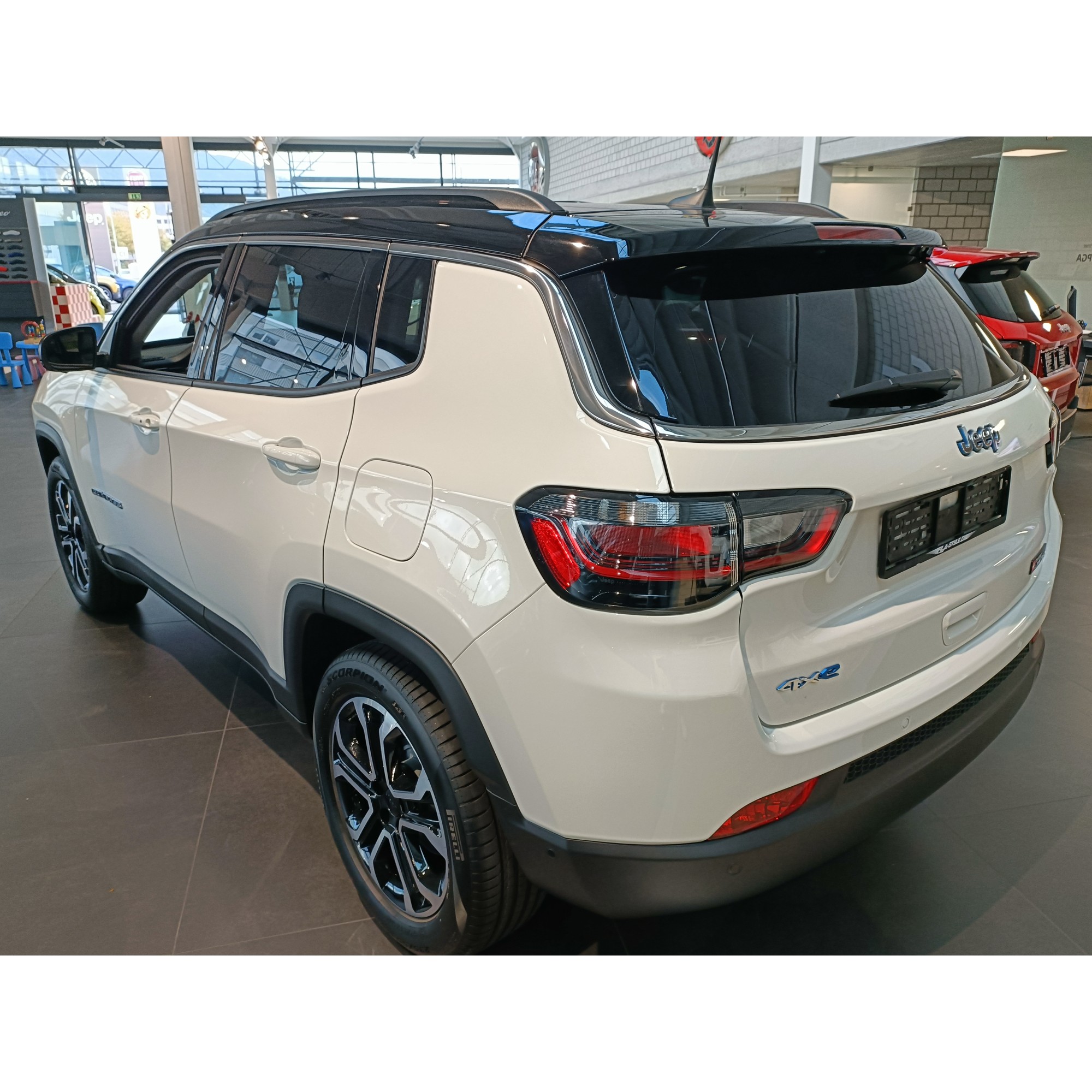 Jeep COMPASS 4xe 1.3 240cv Swiss