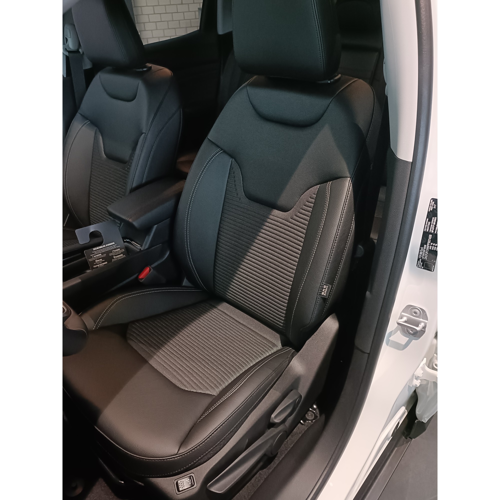 Jeep COMPASS 4xe 1.3 240cv Swiss