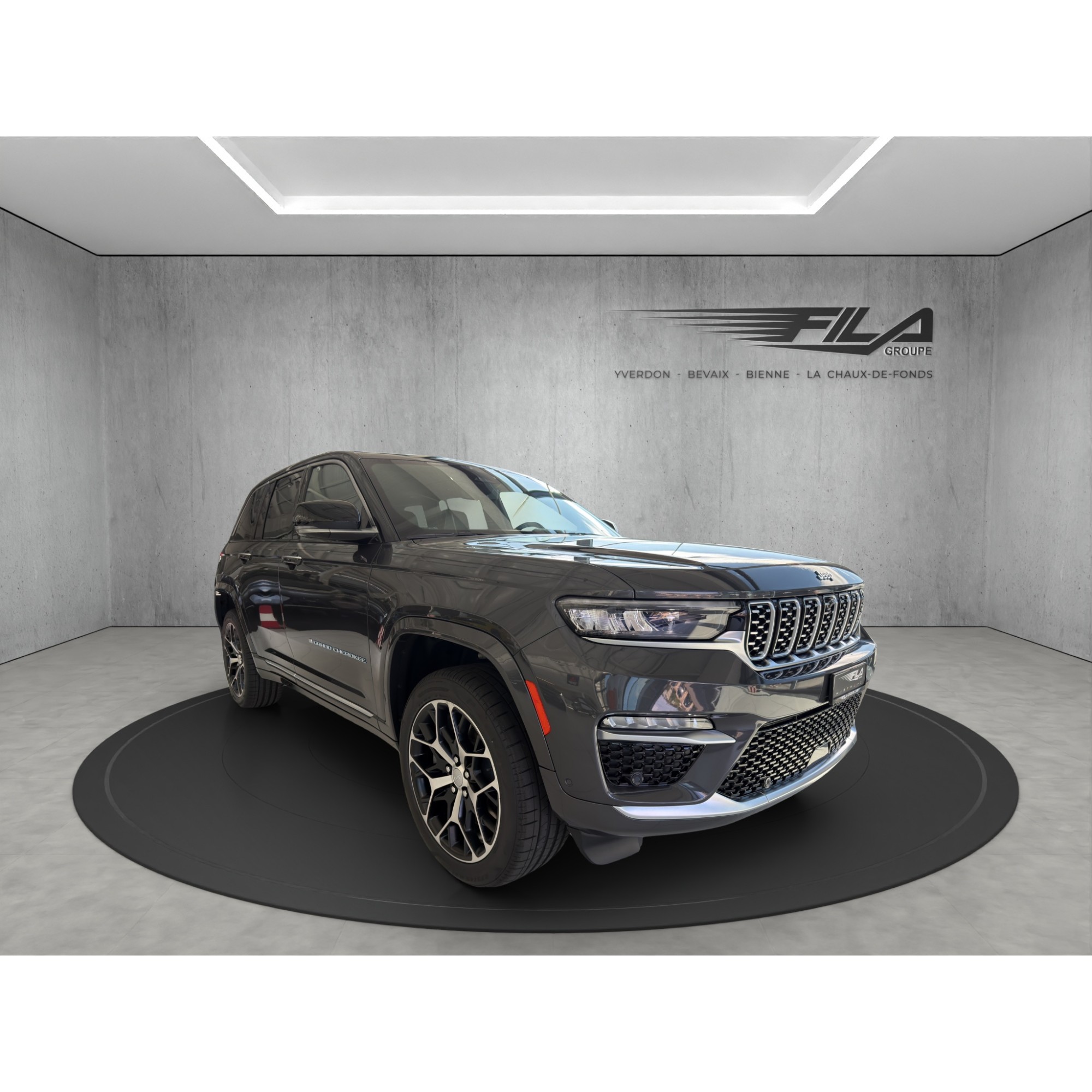 Jeep GRAND CHEROKEE 2.0 Turbo Summit Re