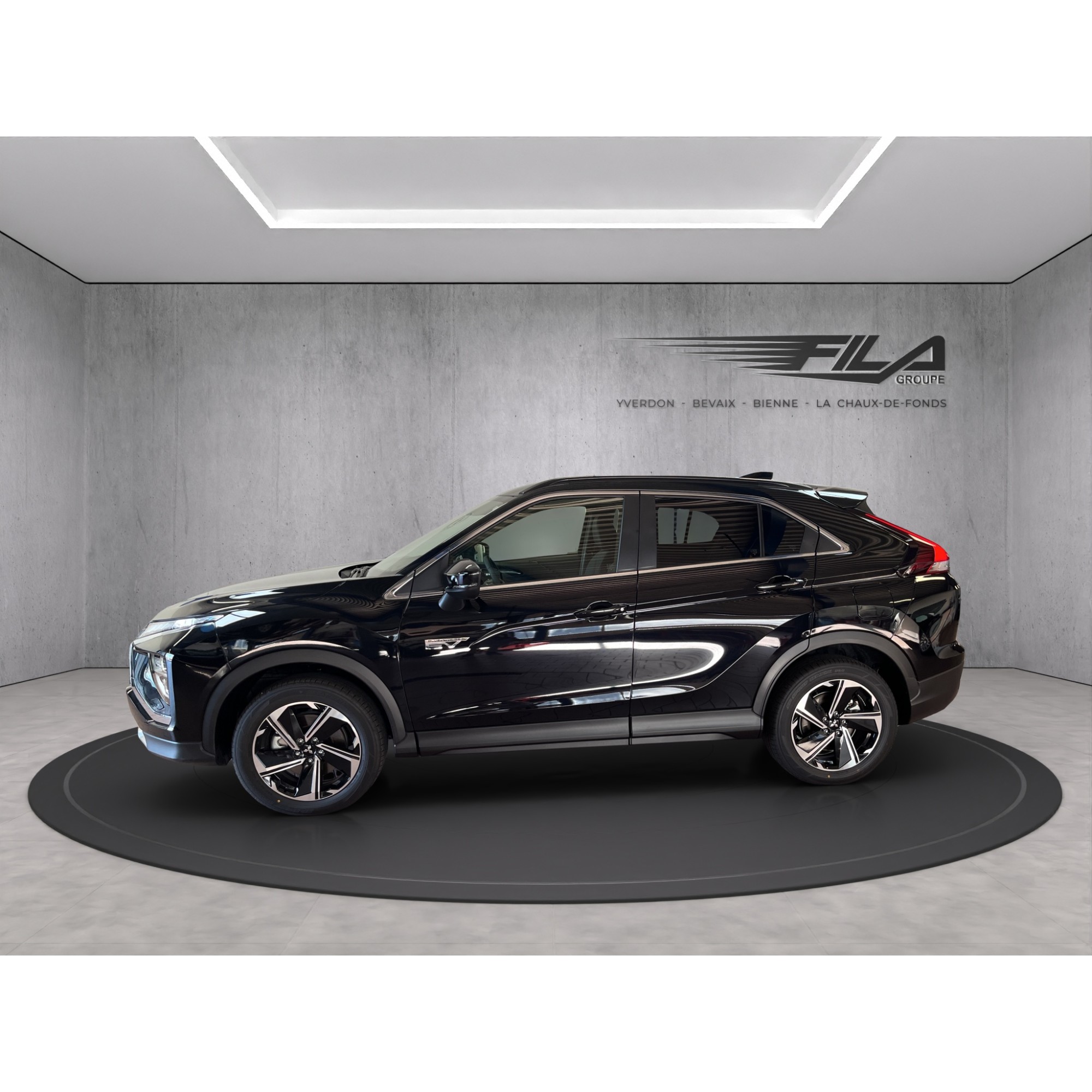 Mitsubishi ECLIPSE CROSS 2.4 PHEV Invite 4×4