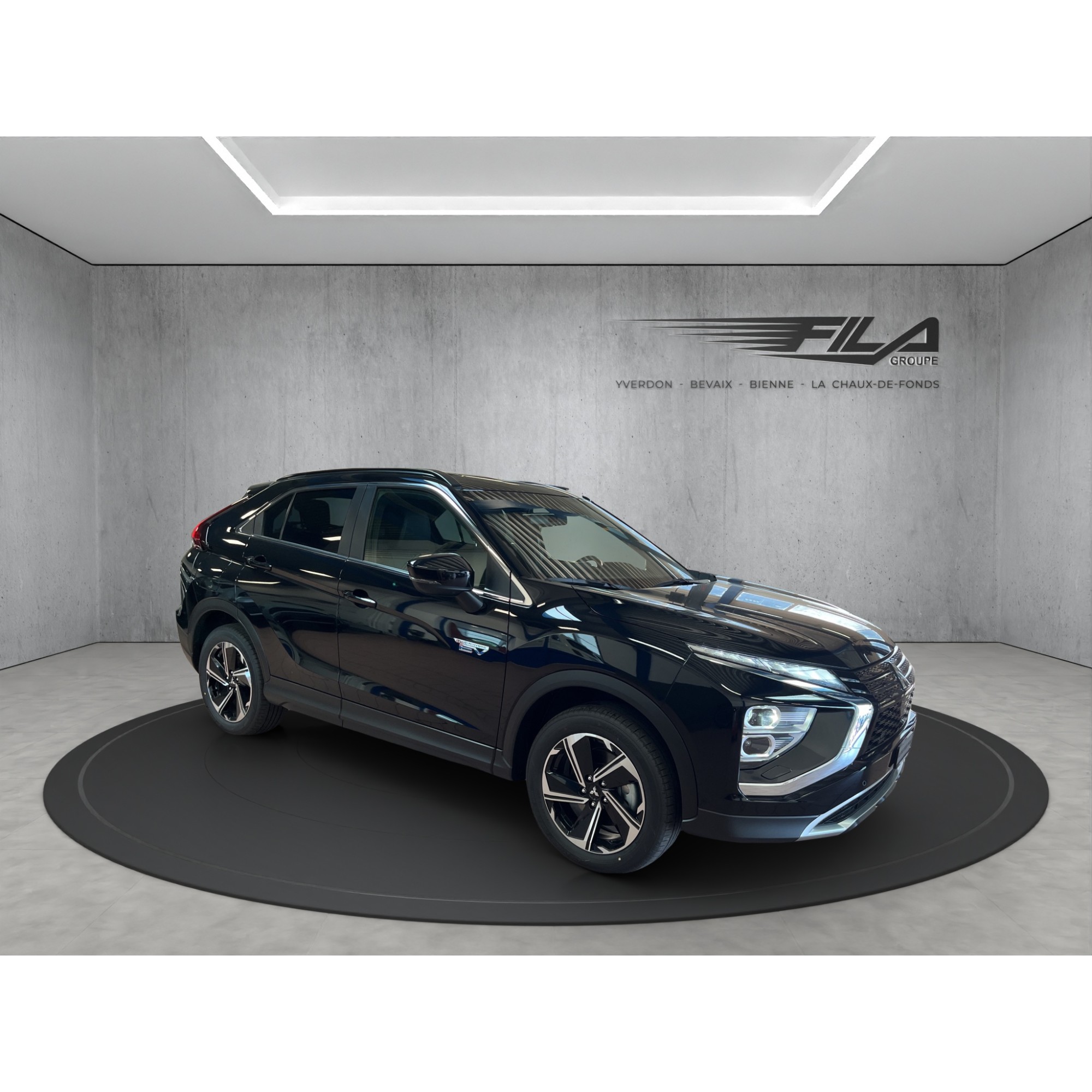Mitsubishi ECLIPSE CROSS 2.4 PHEV Invite 4×4