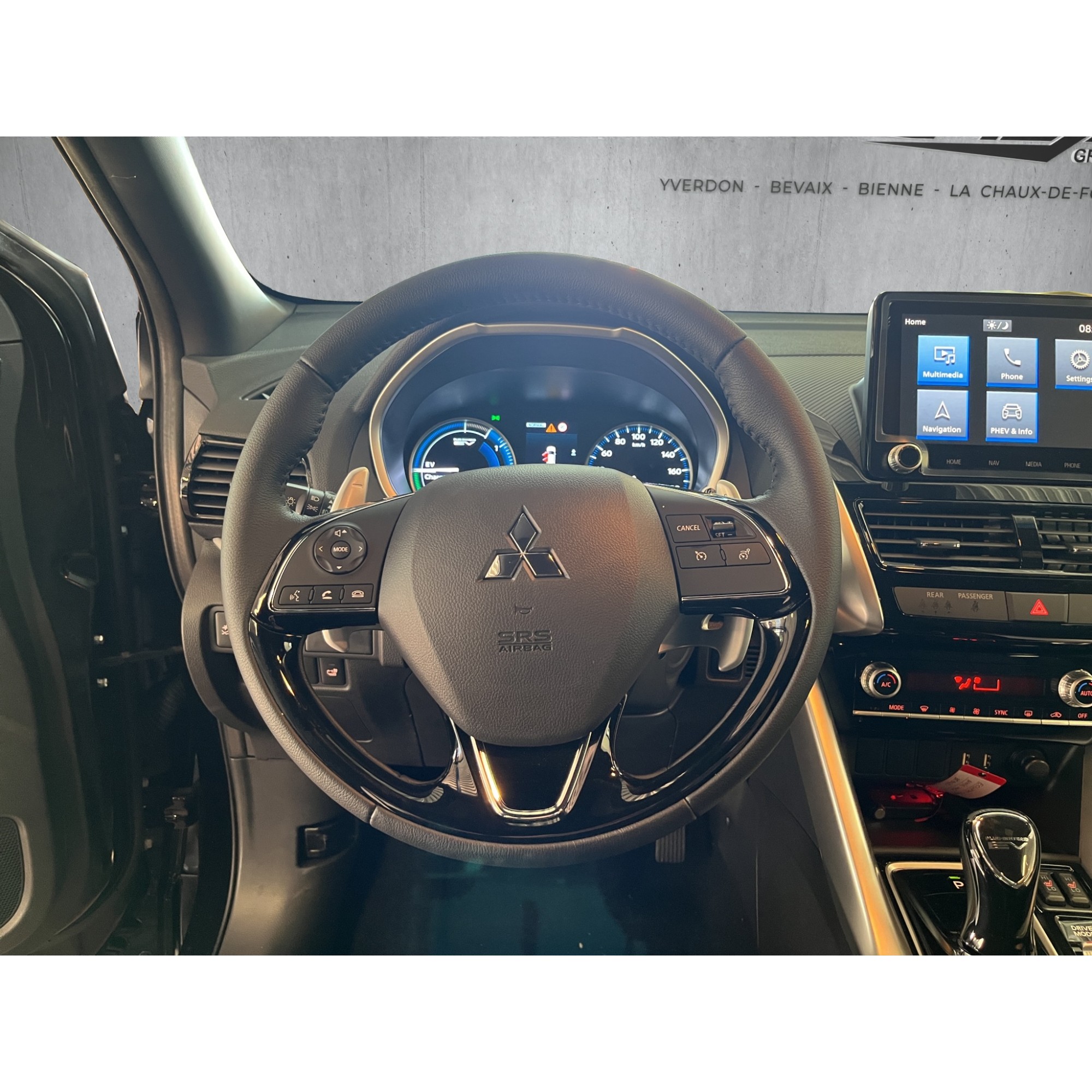 Mitsubishi ECLIPSE CROSS 2.4 PHEV Invite 4×4