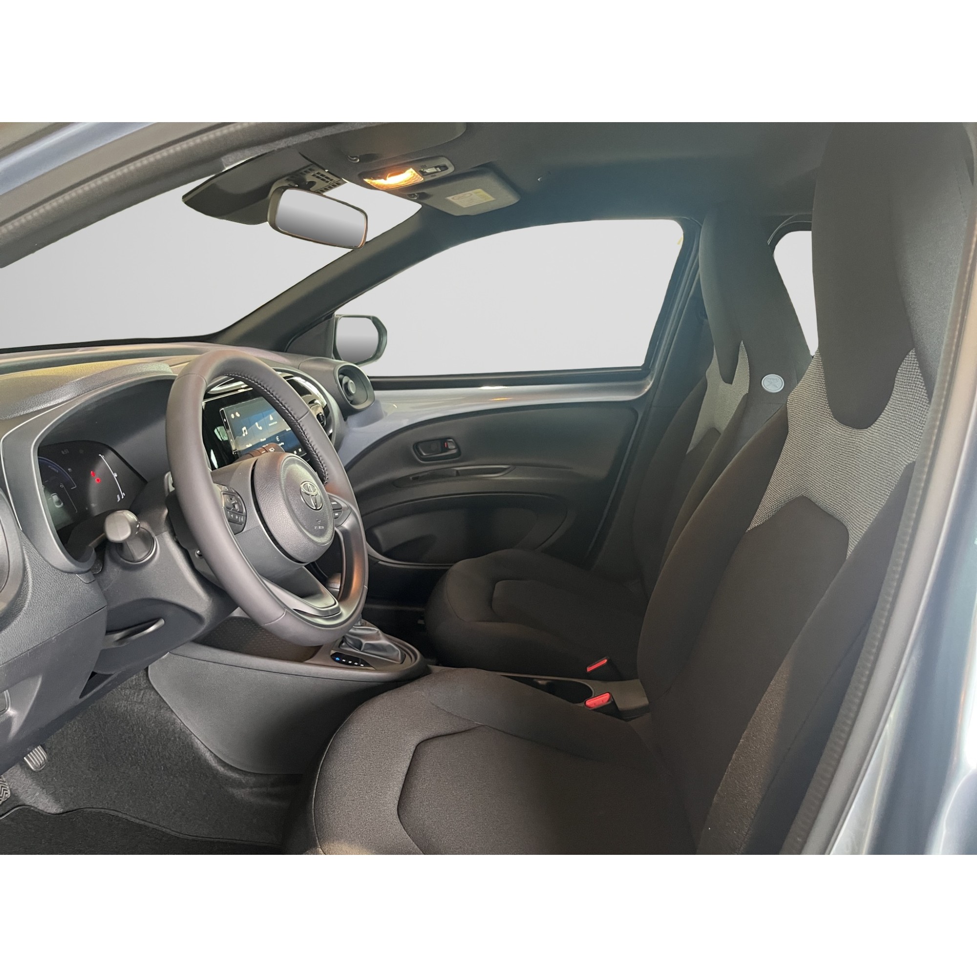 Toyota AYGO X 1.5 VVT-i HSD Comfort