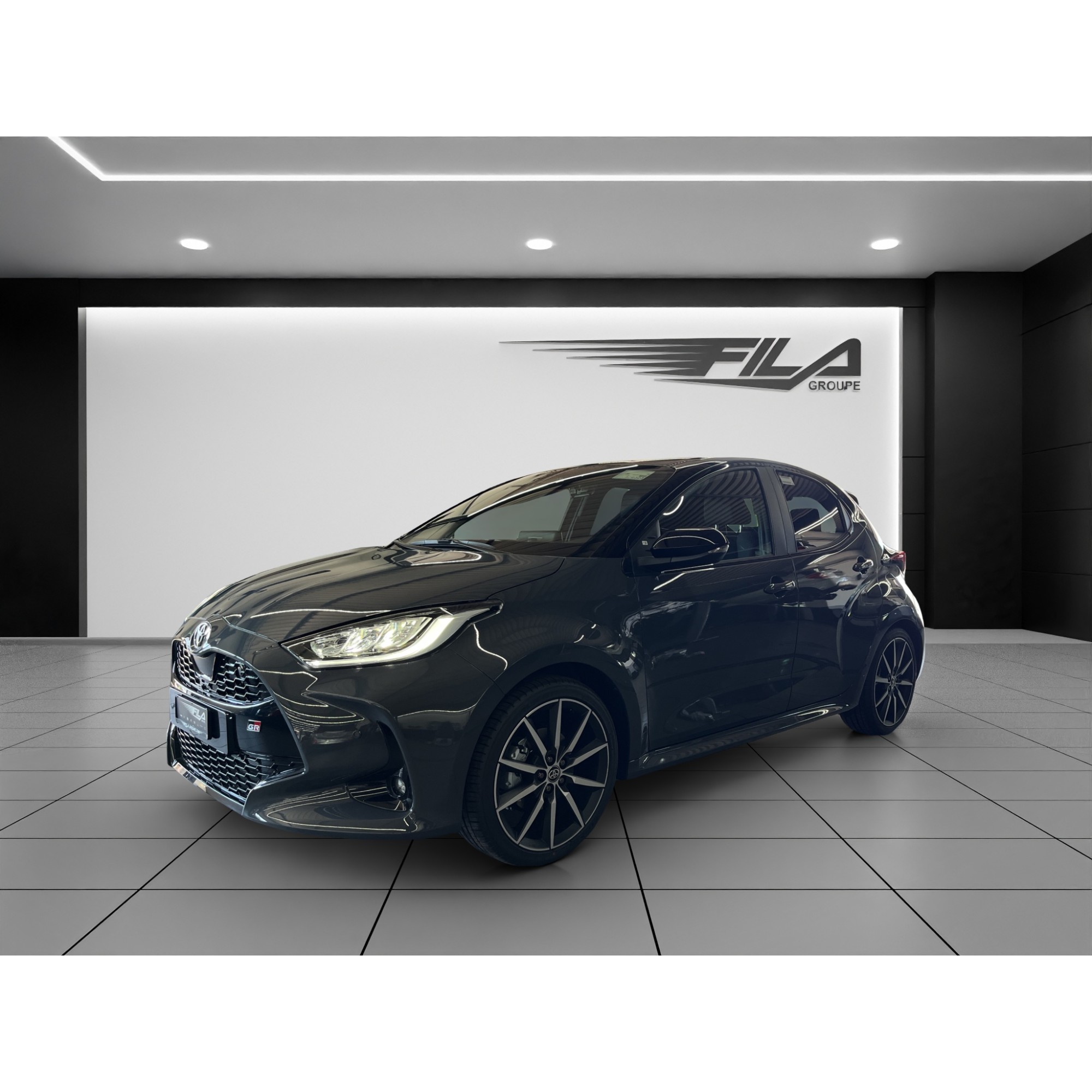 Toyota YARIS 1.5 VVT-i HSD GR Sport