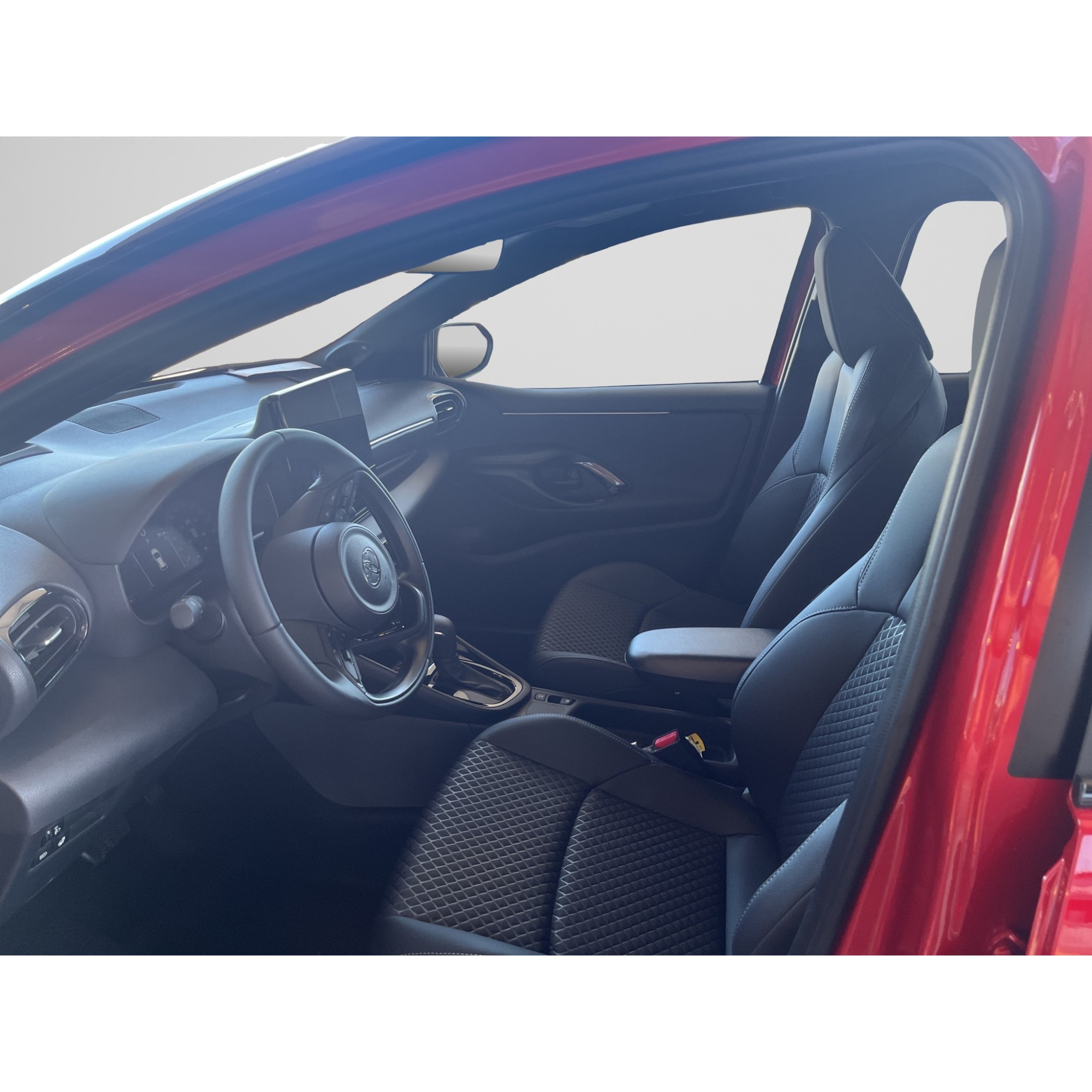 Toyota YARIS 1.5 VVT-i HSD Premium