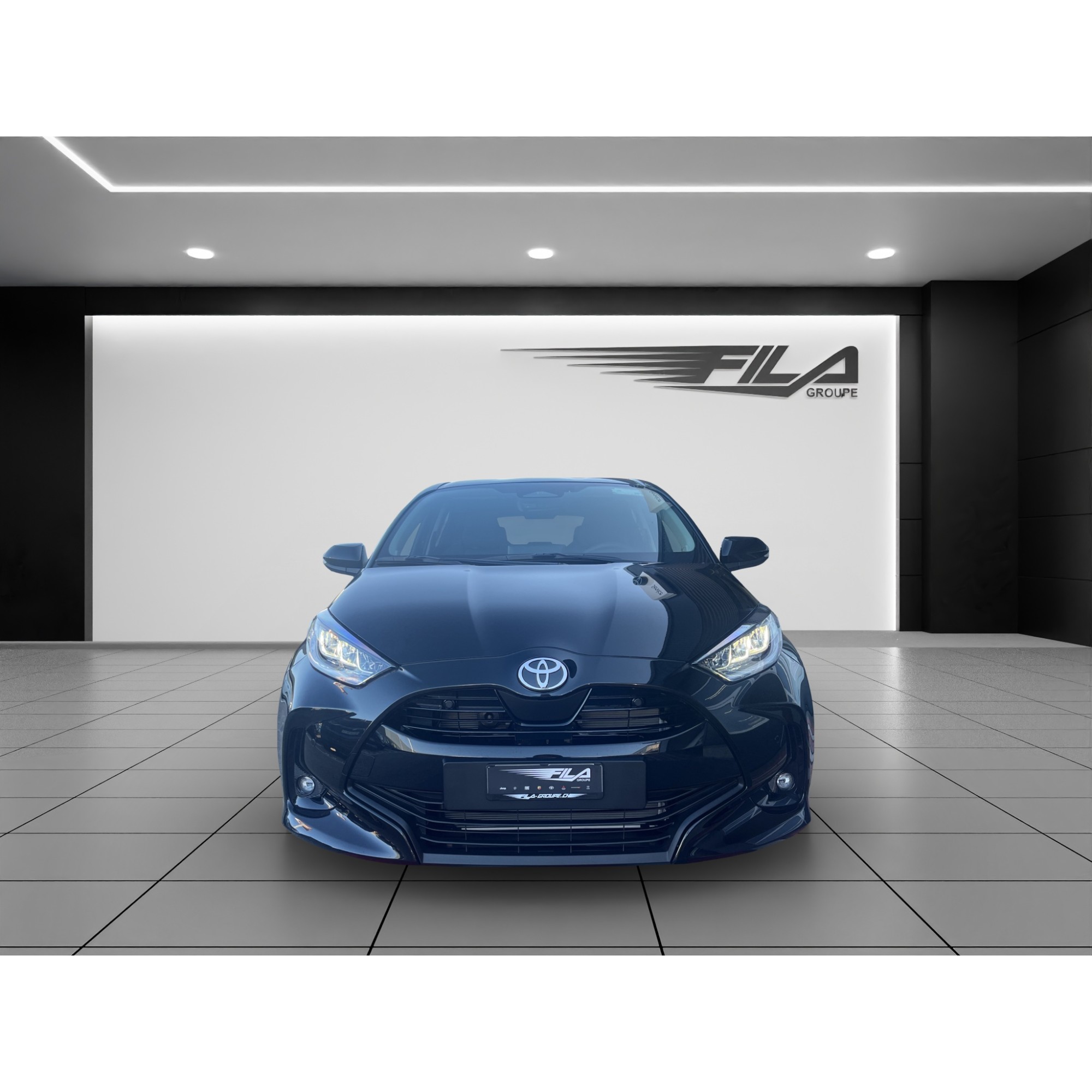Toyota YARIS 1.5 VVT-i HSD Trend