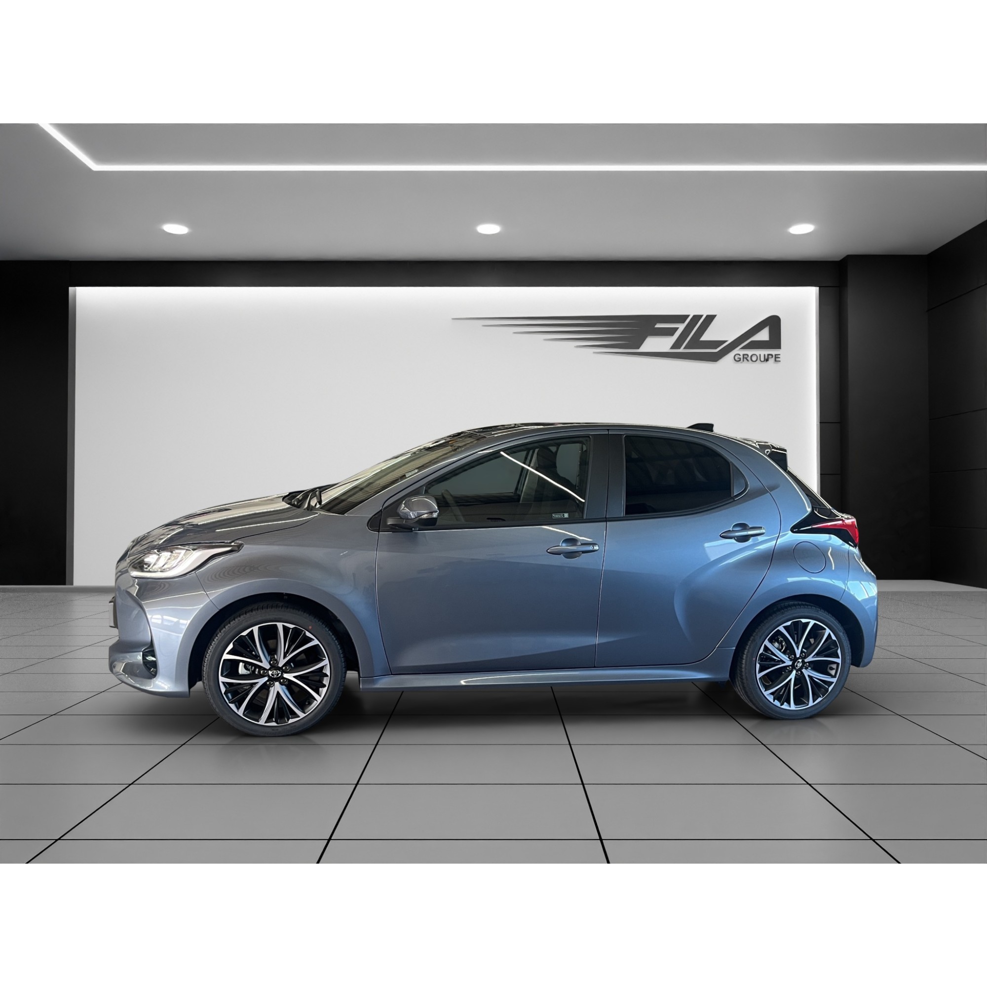 Toyota YARIS 1.5 VVT-i HSD Trend